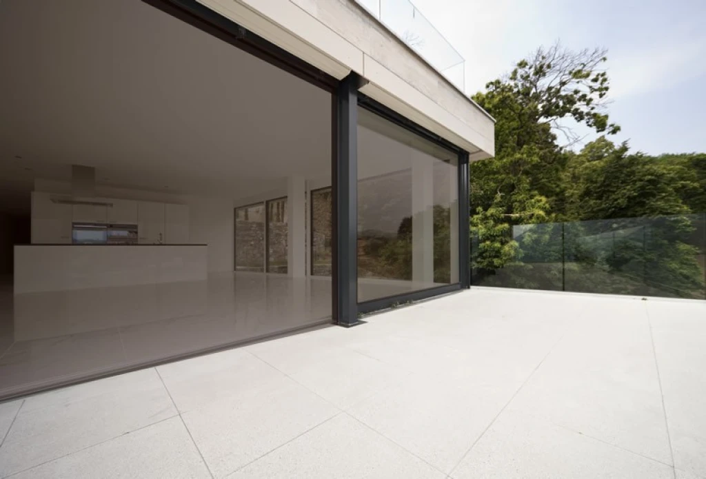 STERLING 40 ■ binnen (uitz. 1,1 Kw of gelaagd glas)