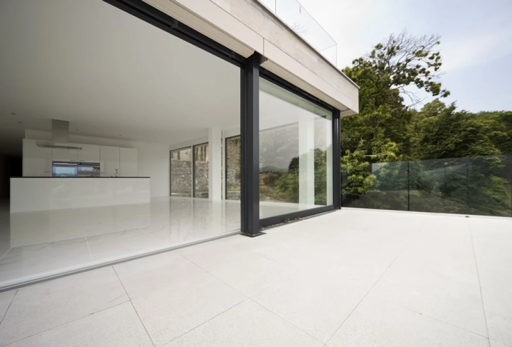 4 MIL CLEAR Klasse B HACCP-norm ■ binnen